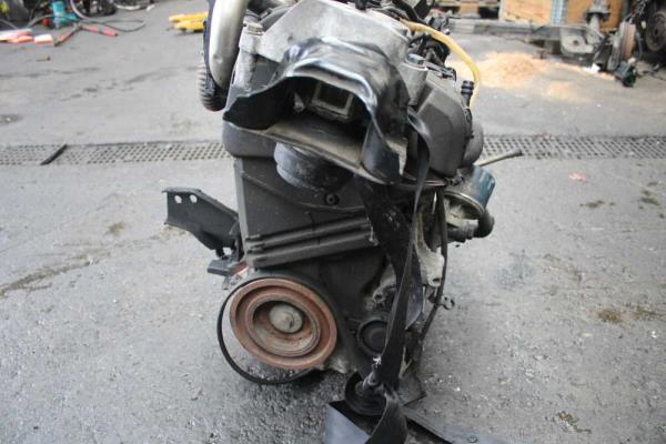 MOTEUR RENAULT 1.5DCI INJECTION DELPHI CODE K9K718 - Vue 4